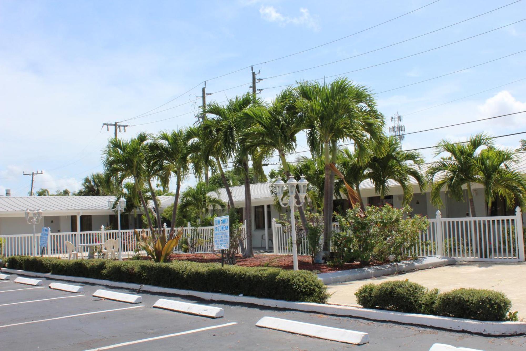 Economy Inn ウェストパームビーチ エクステリア 写真