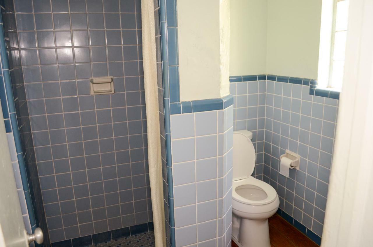 Economy Inn ウェストパームビーチ 部屋 写真