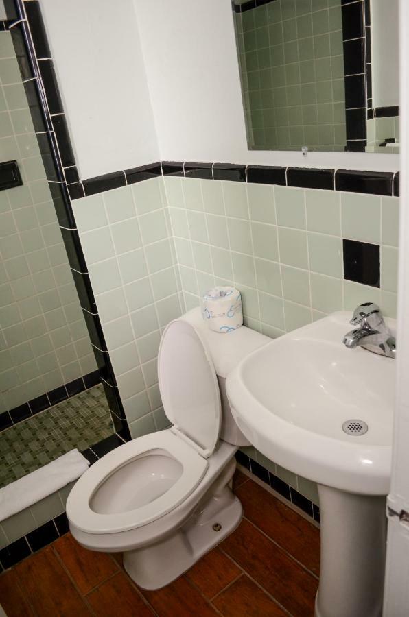 Economy Inn ウェストパームビーチ エクステリア 写真